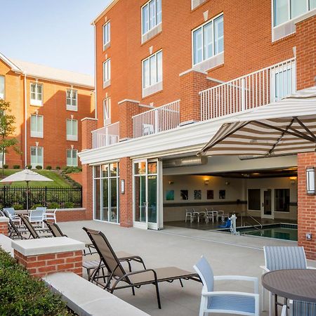 Nationwide Hotel And Conference Center Flint Exterior photo